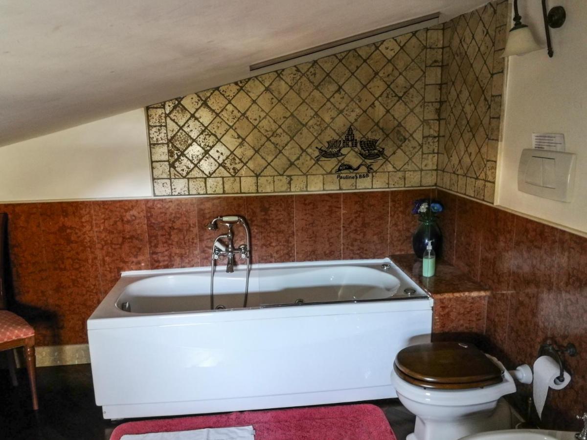 Paoline'S Suite In Villa Фиумичино Екстериор снимка
