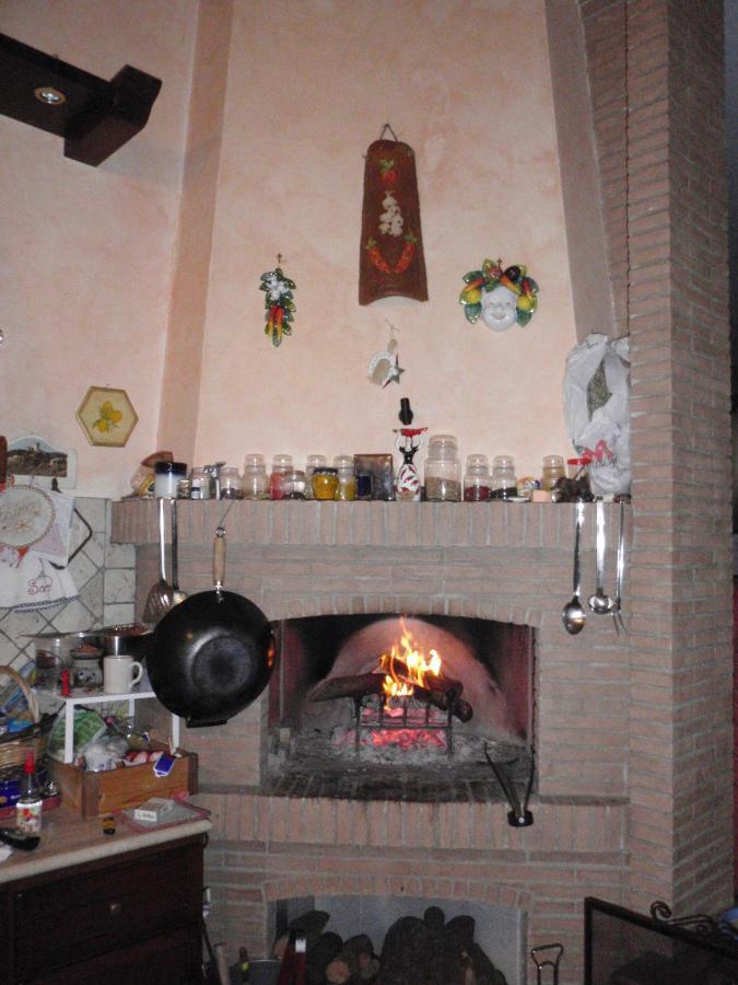 Paoline'S Suite In Villa Фиумичино Екстериор снимка