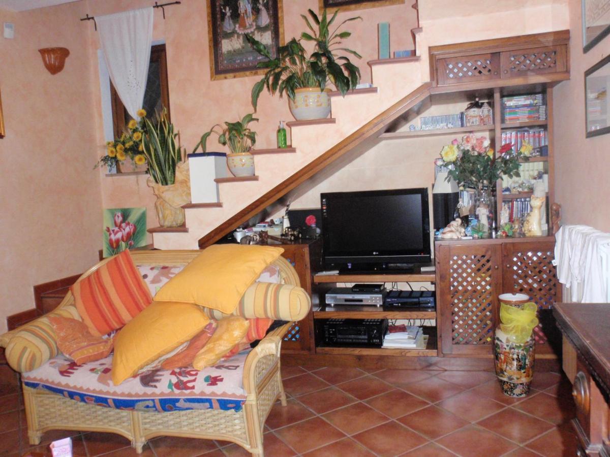 Paoline'S Suite In Villa Фиумичино Екстериор снимка
